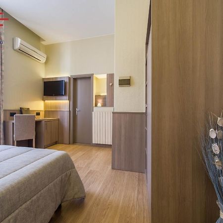 Hotel Est Piombino Dış mekan fotoğraf