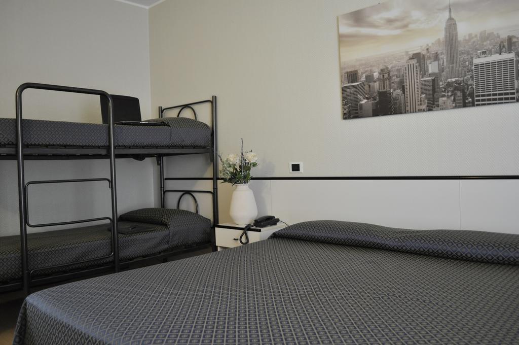 Hotel Est Piombino Dış mekan fotoğraf
