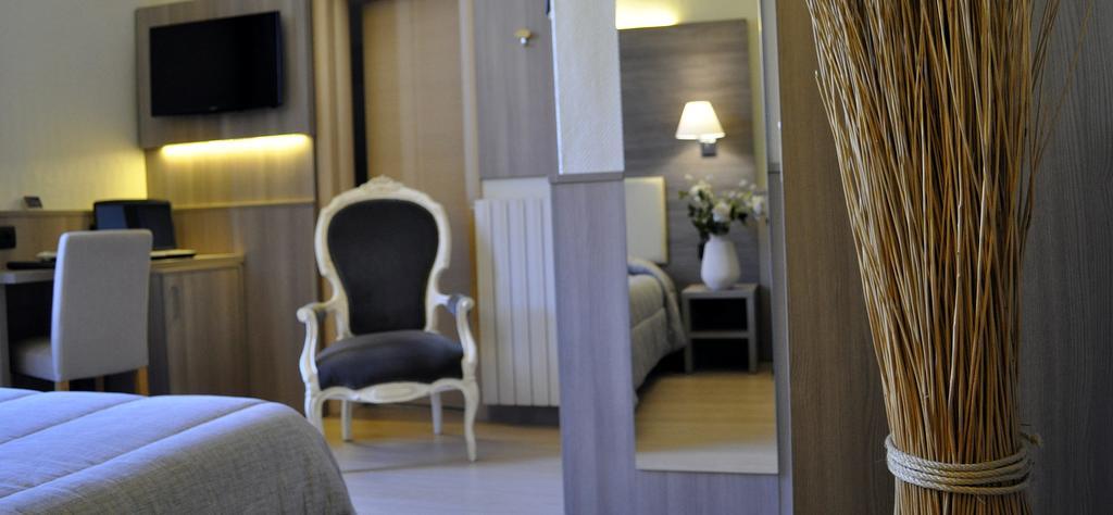 Hotel Est Piombino Dış mekan fotoğraf