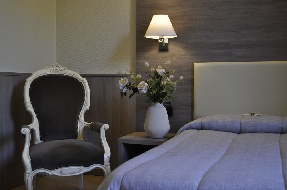 Hotel Est Piombino Dış mekan fotoğraf