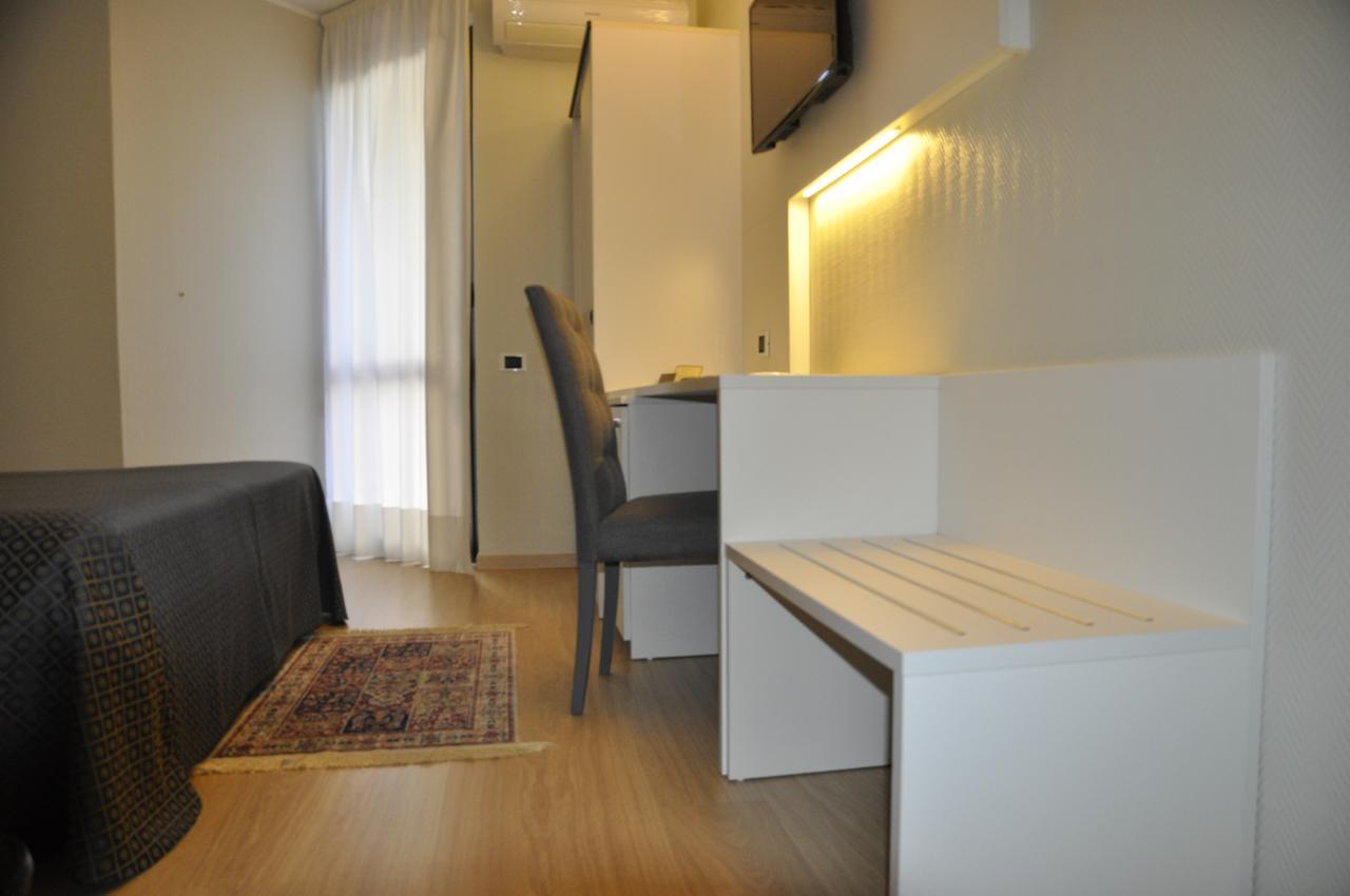 Hotel Est Piombino Dış mekan fotoğraf