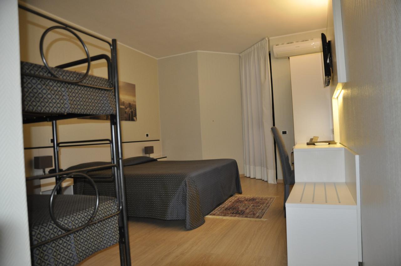 Hotel Est Piombino Dış mekan fotoğraf