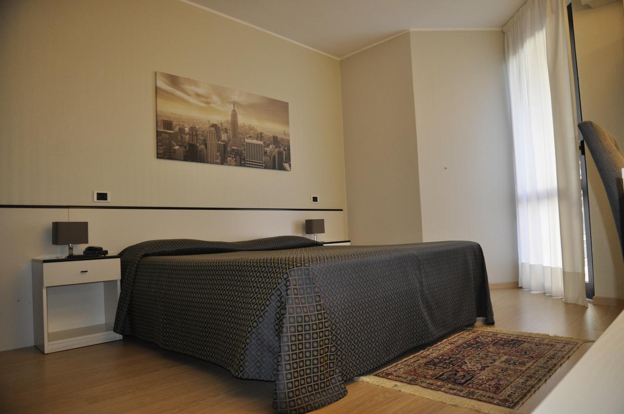 Hotel Est Piombino Dış mekan fotoğraf